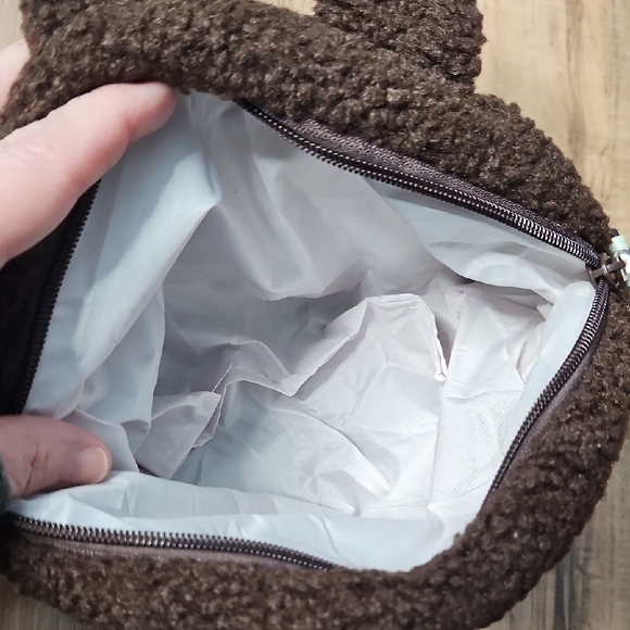 Pop Mart Labubu Plush Monster Crossbody Bag NWOT - Picture 6 of 10